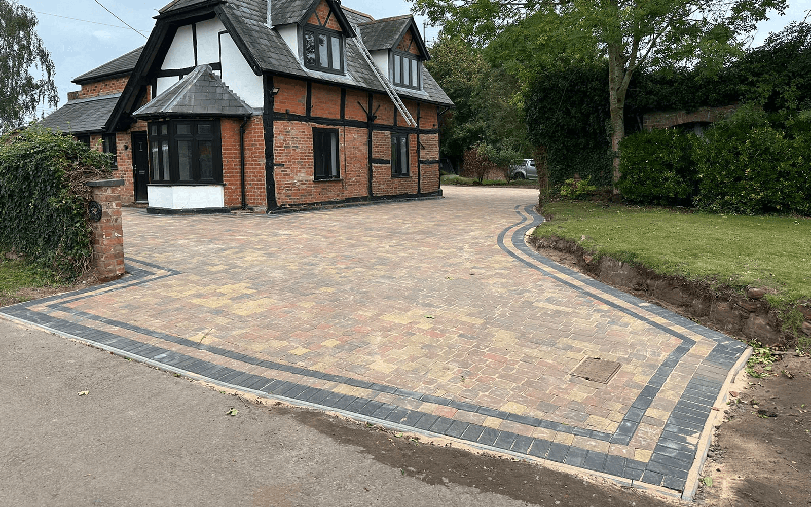 Lyons Driveways Work